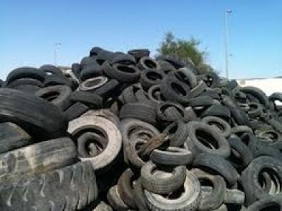 Photo of a pile of tires ready for recycle